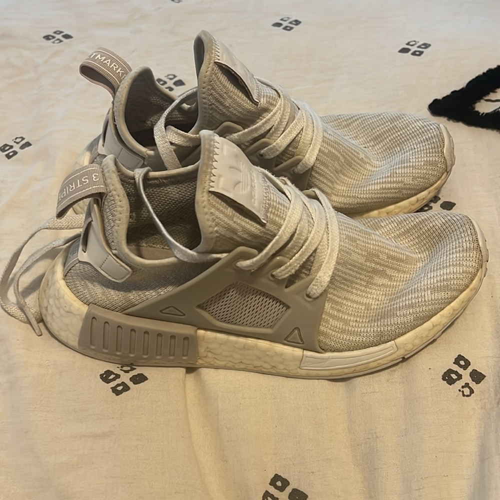 Adidas - Picture 3 of 4